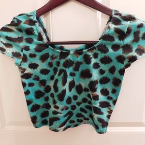 🐯Charlotte Russe Cheetah Crop Top💕